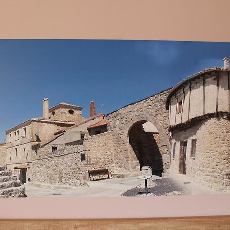 Apartamentos Turisticos Escorraladas Baltanás Extérieur photo